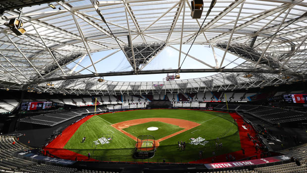 red-sox-yankees-london-media-lead.jpg